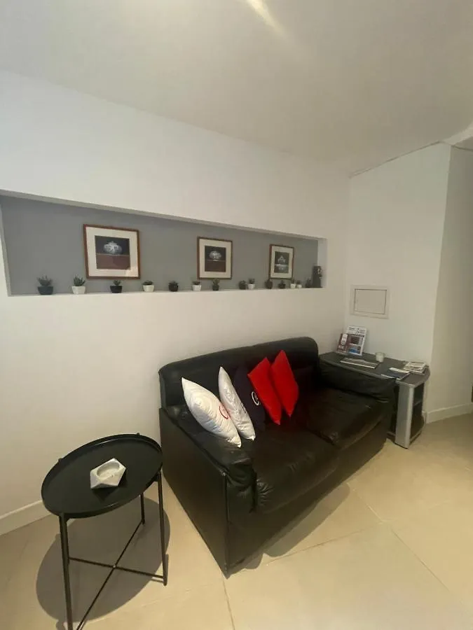 Orazio 31 Luxury House Apartment Naples Italy